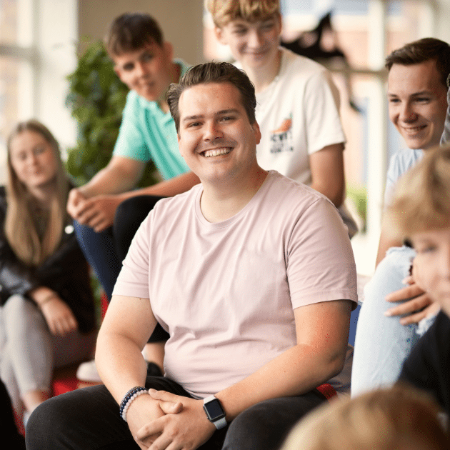 een docent is blij met het EigenBaas programma