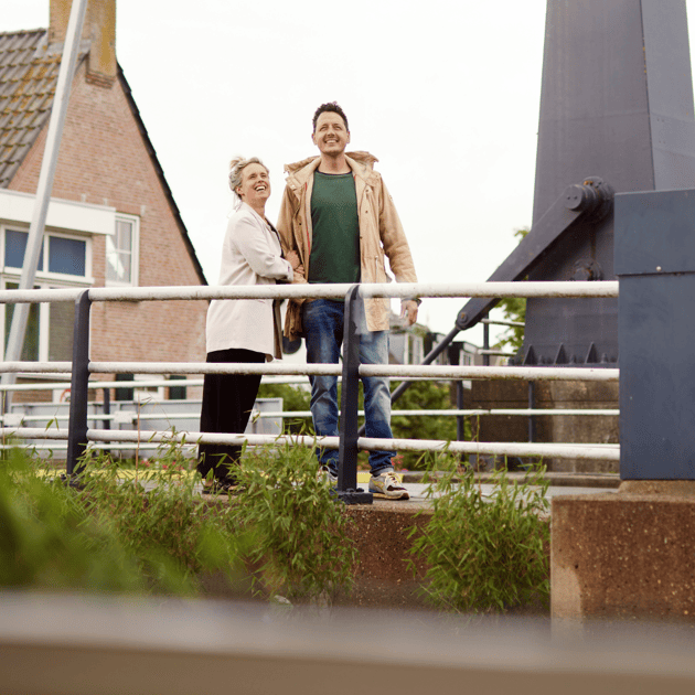 man en vrouw dromen van een pand dat ze willen financieren met behulp van qredits.